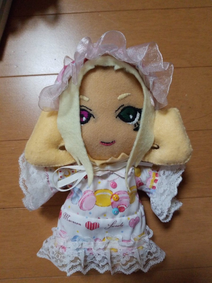 やっっっと！
自機ぬいに服を着せることが出来ましたとさ(*´∀｀*)b