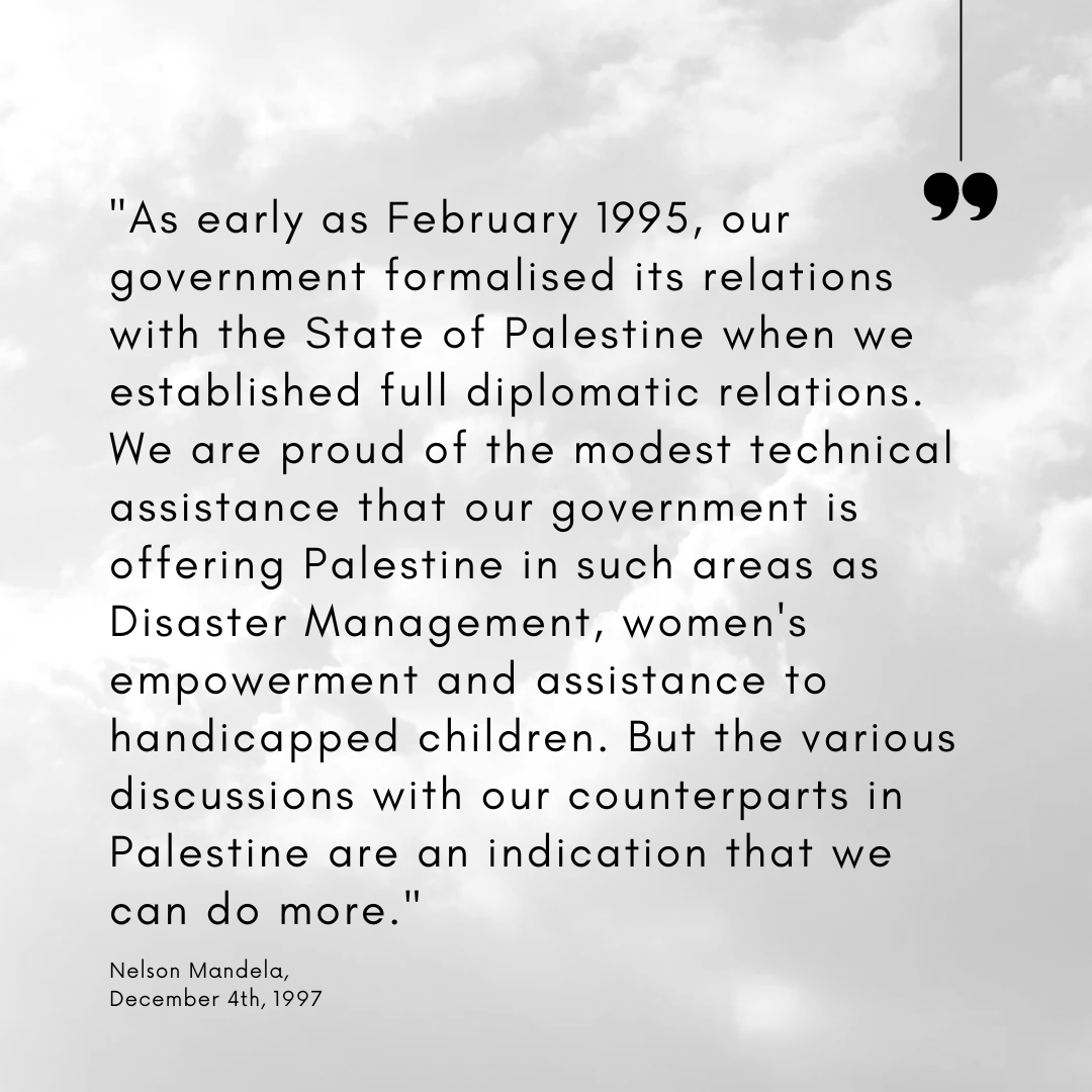 TheNoticeBlog's tweet image. Following his release from prison in February 1990, South Africa&apos;s 1st President Nelson Mandela famously embraced  Palestine Liberation Organization Chairman, Yasser Arafat in Lusaka, Zambia. 

Full article below:
thenoticeblog.com/tnbblog/2024/4…