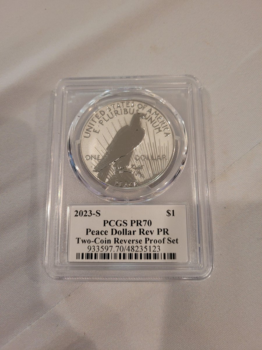 The reverse proofs are amazing!

#silver #silvercoin #coins #coin #coincollecting #silverstacking #money #numismatics #dollar