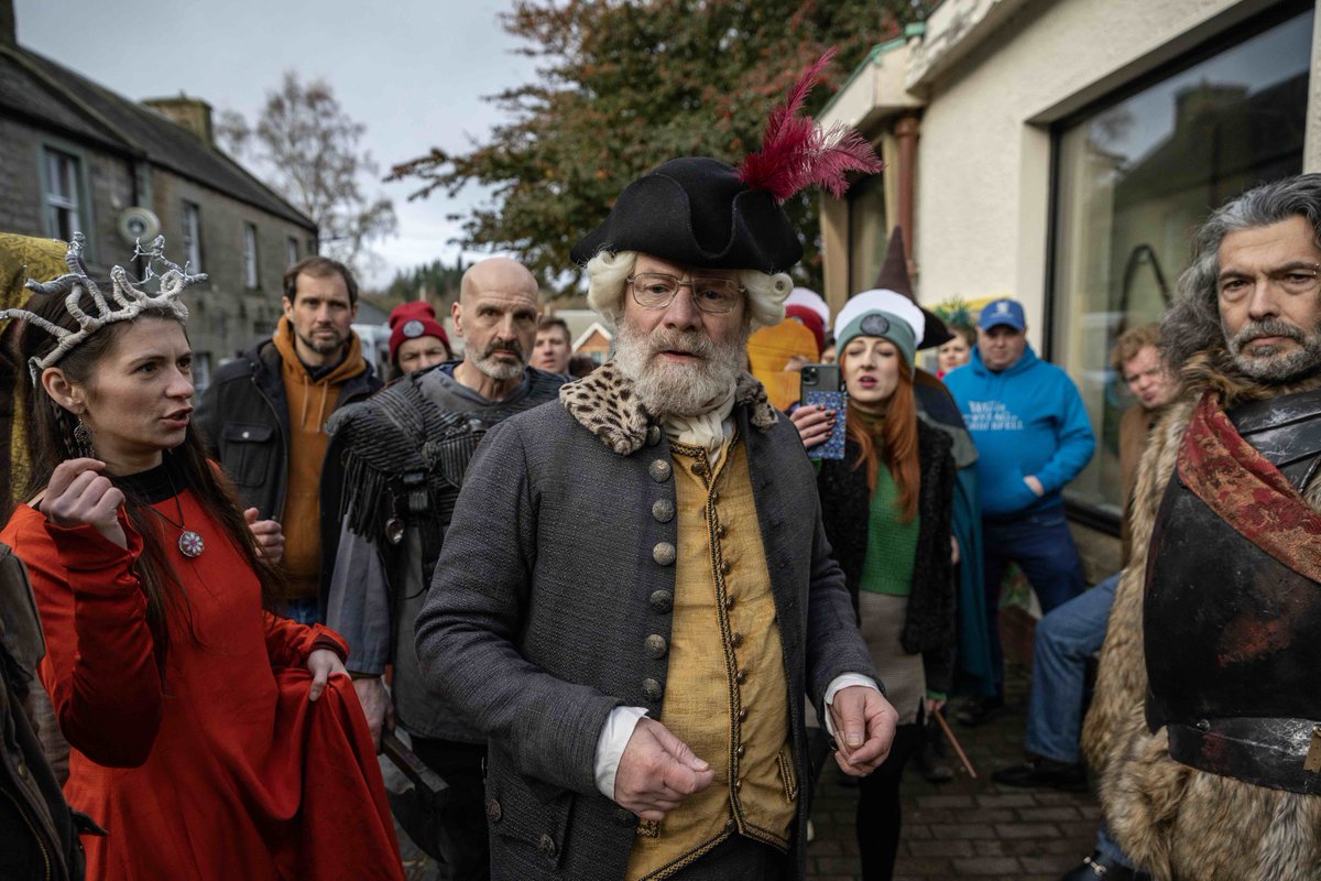 Here's your first look at Peter Mullan in new dark comedy The Fall of Sir Douglas Weatherford, the debut feature from Seán Dunn. The @screenscots-supported film was shot on location in Scotland and also stars Gayle Rankin & Jakob Oftebro. Find out more: pulse.ly/lbxoxixv0m