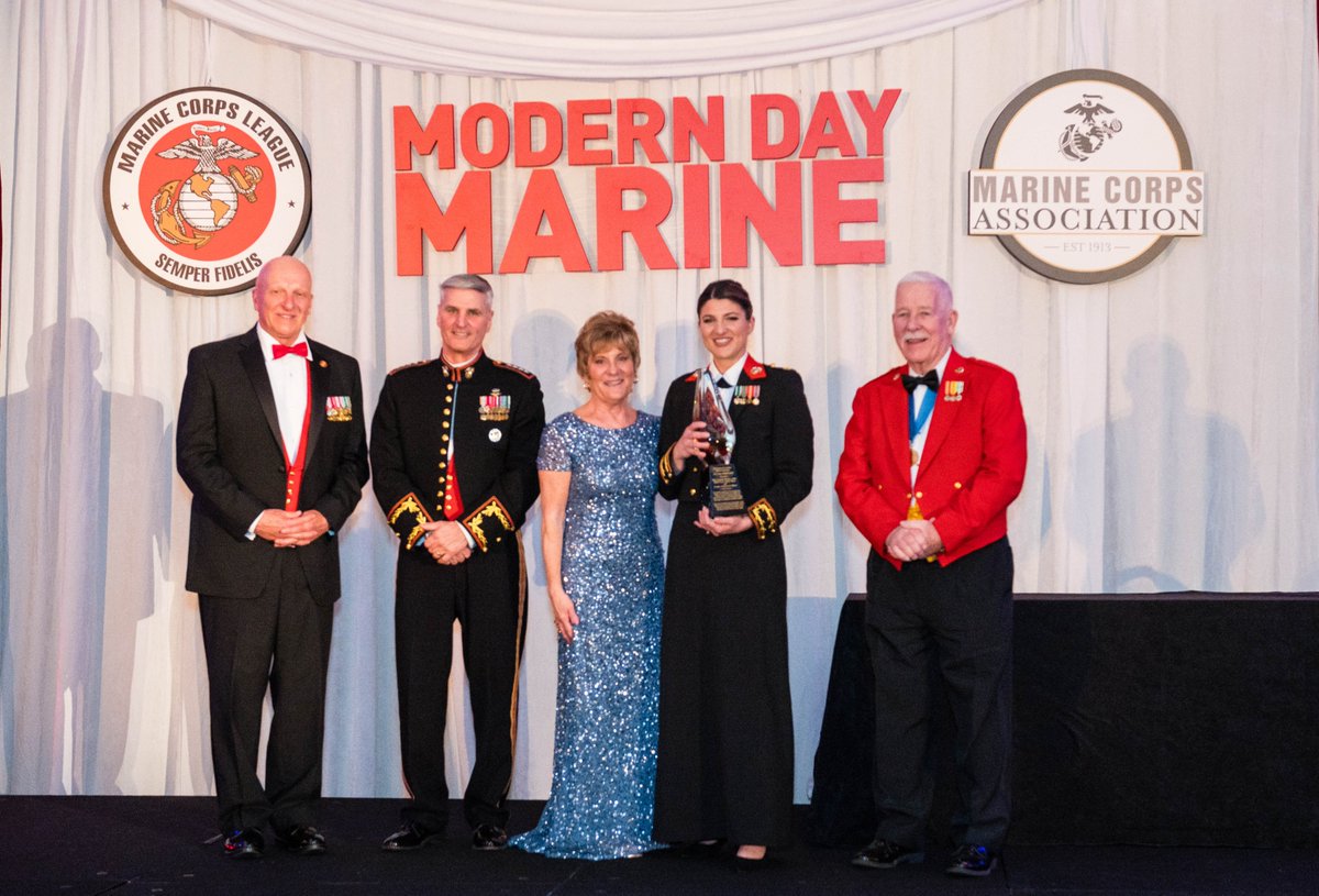 Congrats to 2024 Dickey Chapelle Award Recipient Major Jacqueline Barnum, USMC who was recognized at last night's Grand Gala & Awards Ceremony. Read more about her achievements: bit.ly/3viISyk #ModernDayMarine