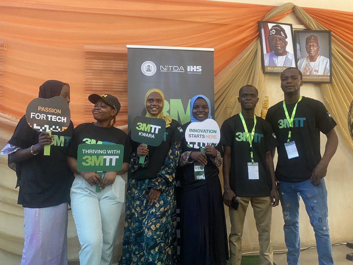 The graduation of Kwara's 3MTT cohort 1 and the launch of the Kwara Digital Economy Platform was a remarkable event. 

Special thanks to @followKWSG for their unwavering support, from providing laptops to fostering an enabling environment for the fellows. 

It's inspiring to…