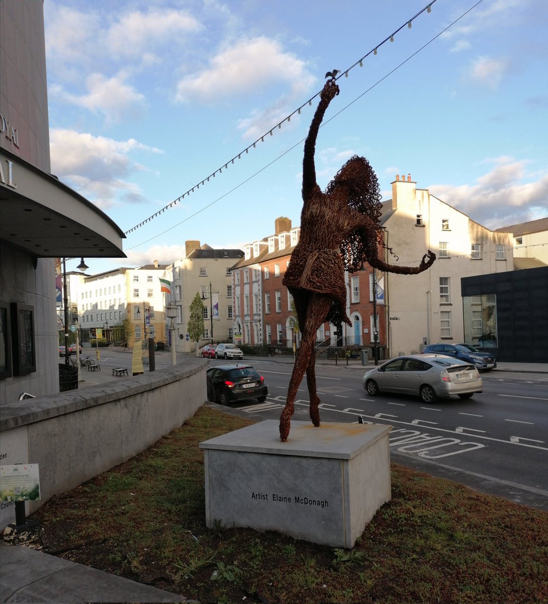 Dance sculpture outside Theatre Royal, Waterford. I love this part of the city 💙. #sculpture #art #dance #theatre #theatreroyal #waterford