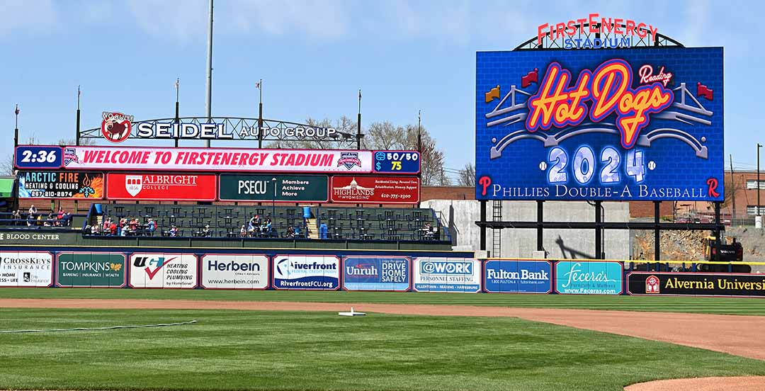 News: @ReadingFightins Bring New Visual Centerpiece to FirstEnergy Stadium from Daktronics. New outfield video display and ribbon display entertaining fans in 2024. bit.ly/3JHdJIv #DakPro