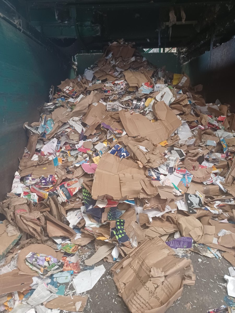 Curious about where your paper & card recycling goes after our crews collect it? 🤔 🗞️Newspaper becomes Tissue paper 🧻 📦 Card is recycled as Paper 📰 📦📰 Mixed card & paper become packing materials like cereal boxes 🍟 Keep up the great work with recycling, Colchester! ♻️