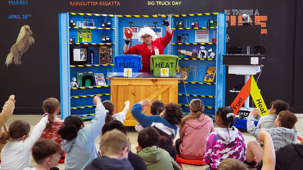 fasnyfiremuseum's tweet image. Over the past 2 weeks, the Museum was visited by 3rd graders from the Montgomery C. Smith Elementary School in Hudson, NY 🔥 @HudsonCSD
Visit our website to book a tour & learn more about our award-winning #VirtualProgramming and Guided Group Tours: fasnyfiremuseum.com/education