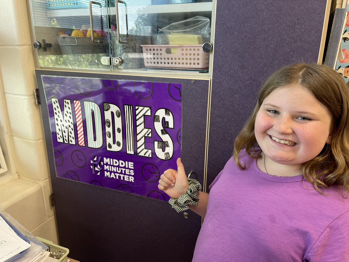 We earned our perfect attendance donut party!!
#MiddieRising #MayfieldStrong