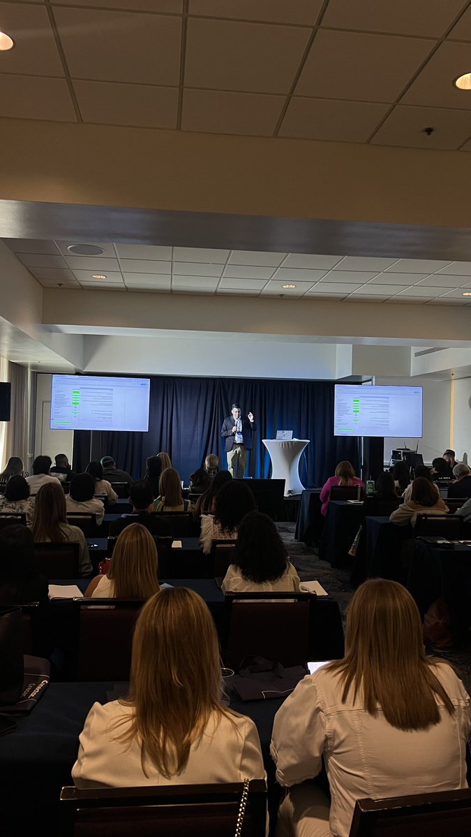El gran <a href="/obethseguinot/">Obeth Seguinot</a> dando un workshop sobre adquisición de clientes para tiendas digitales en el eCommerce Growth Caribbean Conference