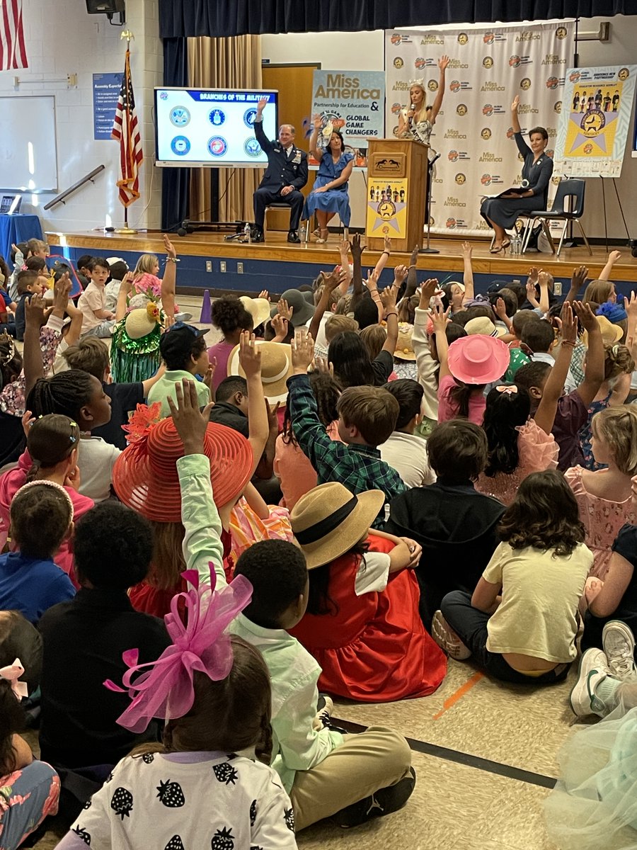 👑 MISS AMERICA | @MissAmerica Madison Marsh, who is active duty @usairforce, celebrated @chenowethes' commitment to veterans and their children this morning in an event coordinated by Global Game Changers! #WeAreJCPS