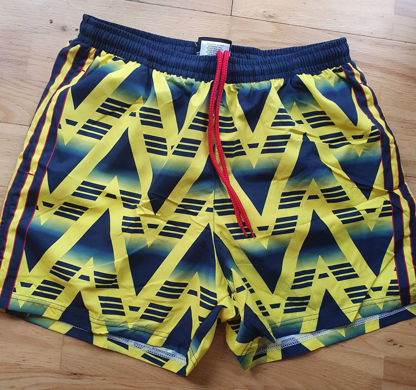 Doing a final pre-order for bruised banana swim shorts this summer.... Sheworeshop.com