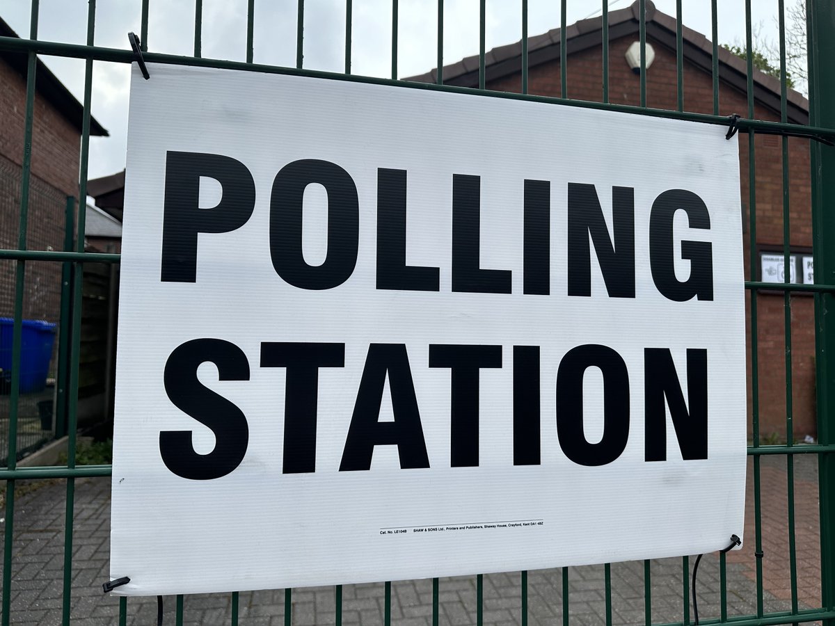 Don't worry if you forgot to send your postal vote back in time. You can hand deliver it to any polling station in Manchester or the Customer Service Centre in the Town Hall Extension before 10pm on 2 May. #LocalElection #GMElects