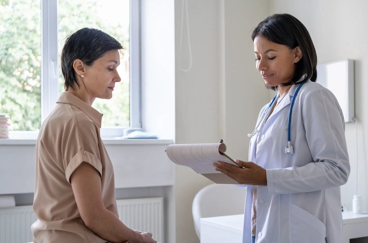 Is it #ovariancancer? In women 50+, if ovarian cyst is stable for 6 wks, risk of #ovariancancer &lt;1 %; stable for 1 yr, risk &lt;1 in 1000. Study led by gyn/onc <a href="/KPDOR/">Kaiser Permanente Research NorCal</a> <a href="/kpnorcal/">KPNorthernCal</a> <a href="/PermanenteDocs/">PermanenteDoctors</a> Betty Suh-Burgmann in <a href="/AJOG_thegray/">AJOG</a>. #WomensHealth 

  Story:  ibit.ly/0qfpq