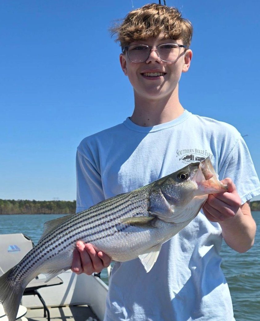 Stripers on the line, smiles all around. That's what it's all about.

📸@allseasonsguideservice_jeff

#MillenniumMarine #FishMillennium #boatseats #anglerapproved #catchoftheday