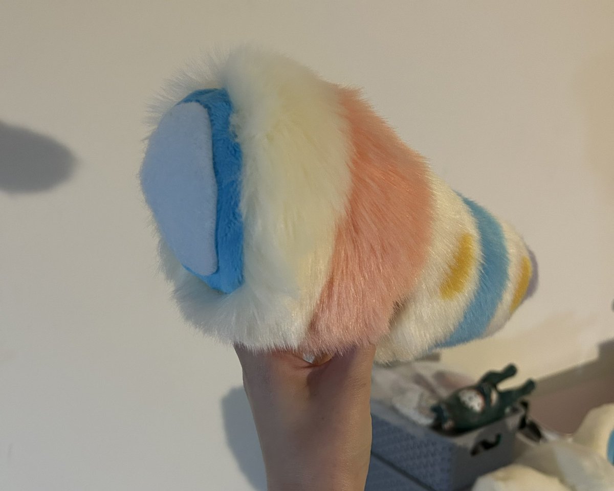 tail for Juicebox's fullsuit! quite pleased with how it turned out