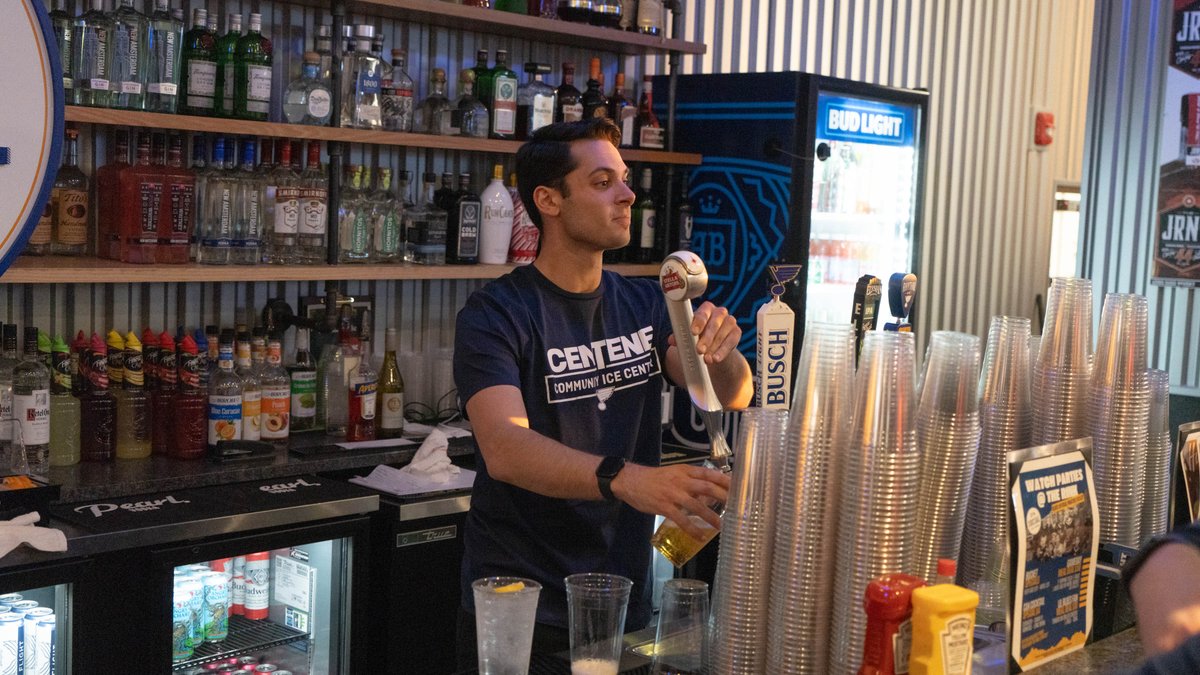 Now hiring: bartenders🍻Do you have experience slinging drinks? Then we want to talk to you! Follow the below link to apply now. --> bit.ly/CCICJOBS