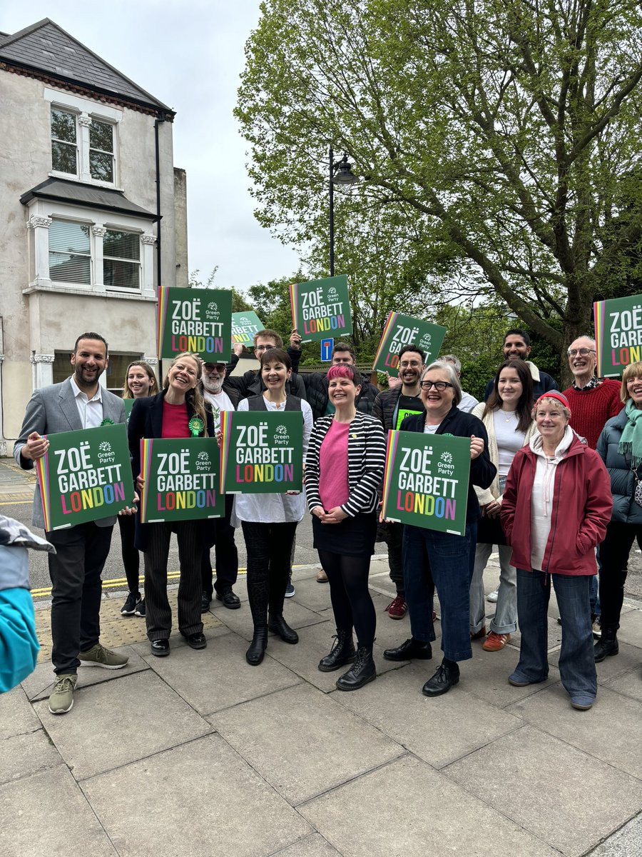 So many people out today supporting @ZoeGarbett to #GetGreensElected in London today and a Green Mayor 💚🗳️
You have until 10pm to #VoteGreen