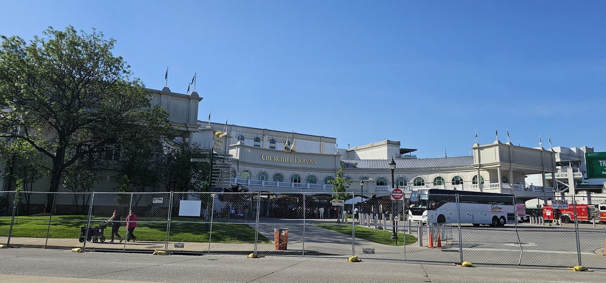 Churchill Downs. It is very busy with the Derby coming up this weekend!!

#churchilldowns #horseracing #stadium #louisville #louisvilleky #Kentucky 

churchilldowns.com