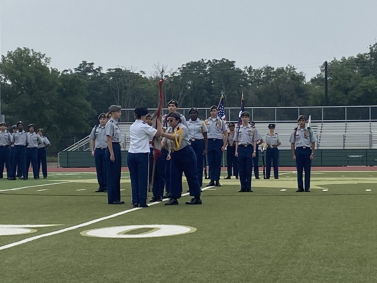 It’s my favorite time of year with @FSHISD end-of-school year events. Today’s @ColeJrotc Change of Command Ceremony was well executed. Congratulations to the outgoing and incoming command!