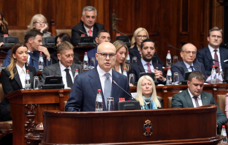 The government of @milos_vucevic was sworn in today after receiving 152 votes in favour and 61 against in the parliament. It consists of 14 members of SNS @sns_srbija, 7 independents and 4 members of SPS @socijalisti. Additionally, 7 smaller parties have one minister each.