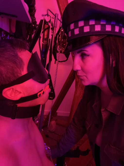May 1: First session of May 2024  Book your session today at https://t.co/GWpdX2oRAm ⛓️ ⛓️ #mistressxena<a href="/tag/bdsm"class="tags"><span>#bdsm</span></a><a href="/tag/dominatrix"class="tags"><span>#dominatrix</span></a><a href="/tag/bondage"class="tags"><span>#bondage</span></a><a href="/tag/femdomme"class="tags"><span>#femdomme</span></a><a href="/tag/mistressxena"class="tags"><span>#mistressxena</span></a>