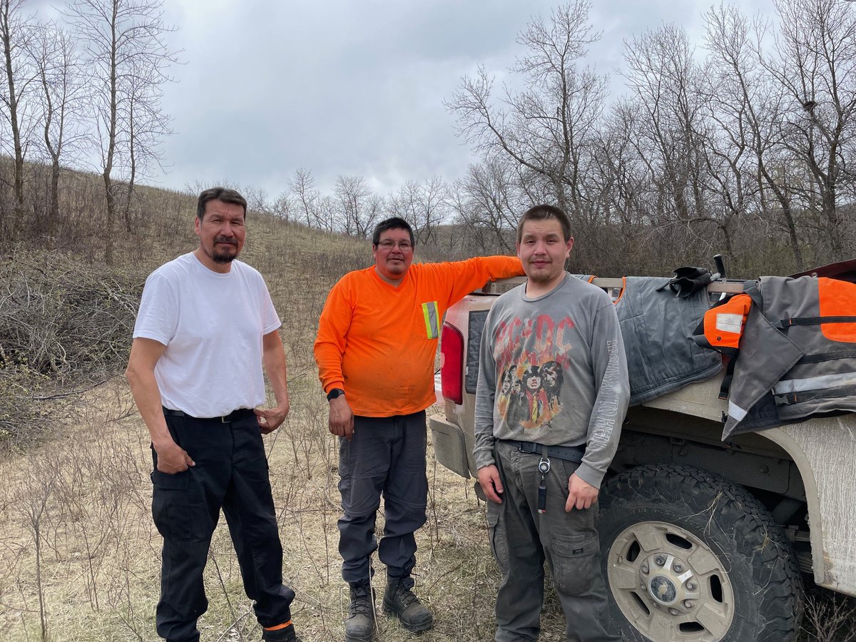 Thanks to PADC Management Co. for their hard work on clearing brush and trees on the south side of the existing bison compound. This is part of a project to reroute 2,380m of Trans Canada Trail (@TCTrail ) off the road to adjacent land in #BuffaloPound. #SaskTrails #Trails #SK
