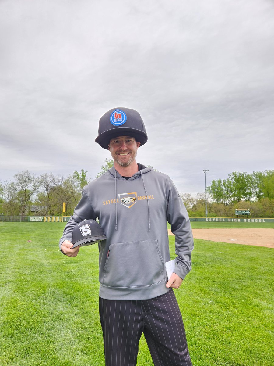 The BIG HAT made its way to coach Gebhart and the great @Saydel_Baseball! Where should it end up next? @iabaseball1 x #IAhsbb