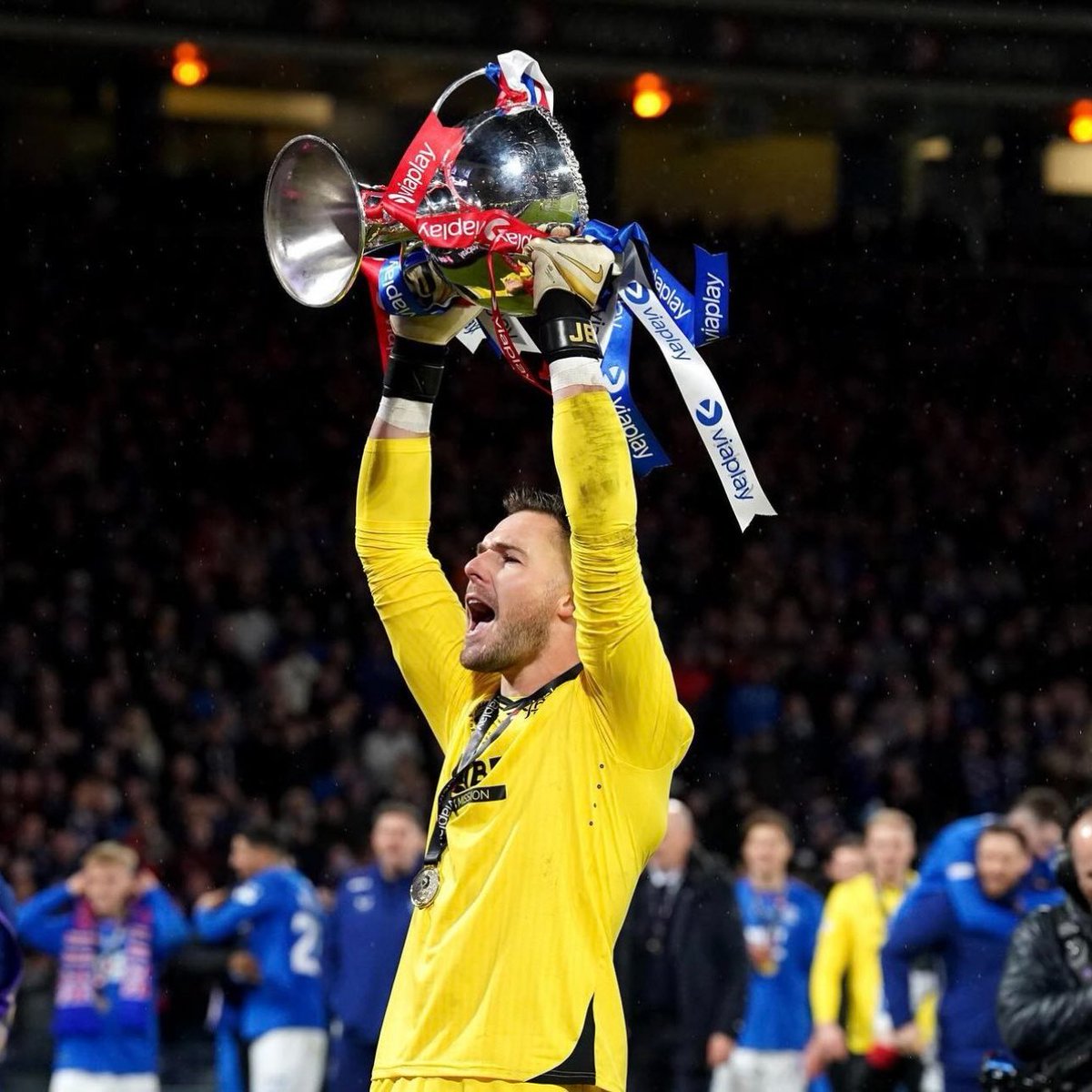 'I have one to my name, that is not enough.'

Jack Butland on wanting to pick up more trophies with Rangers 🏆🔵⚪️🔴