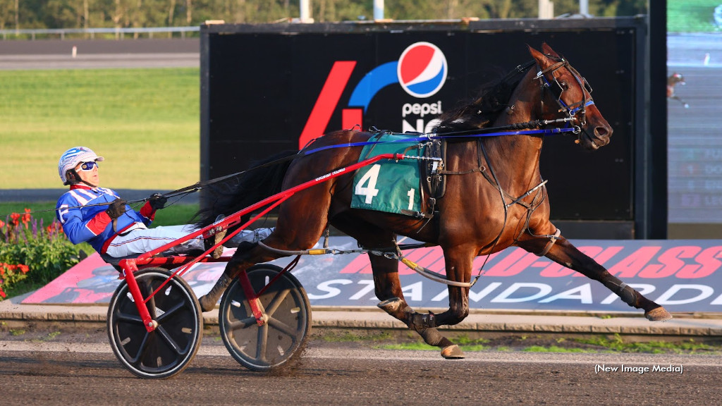 'He's the one that really gives me chills.' - Yves Filion on his homebred Funtime Bayama, #7 in @TrotMagazine's 2024 Pepsi North America Cup Spring Book → bit.ly/3Wulk4N #harnessracing #NACup