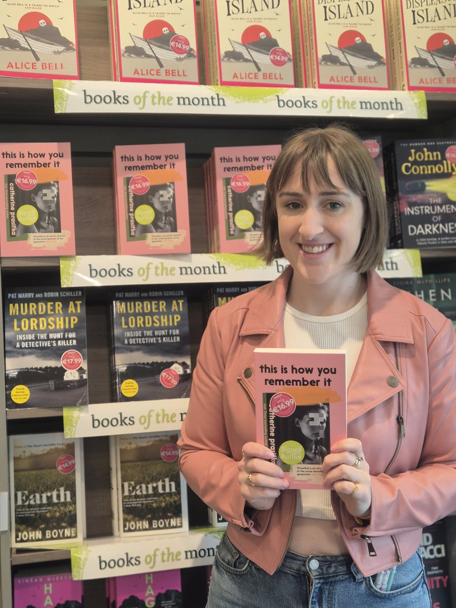 Called into @easons O'Connell St, Nassau St and Stephens Green as @prasifcat signed copies of her superb new novel #thisishowyourememberit @canongatebooks
