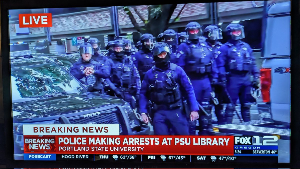 Developing.

@KPTV: kptv.com/livestream/

#PSU #Portland #Oregon