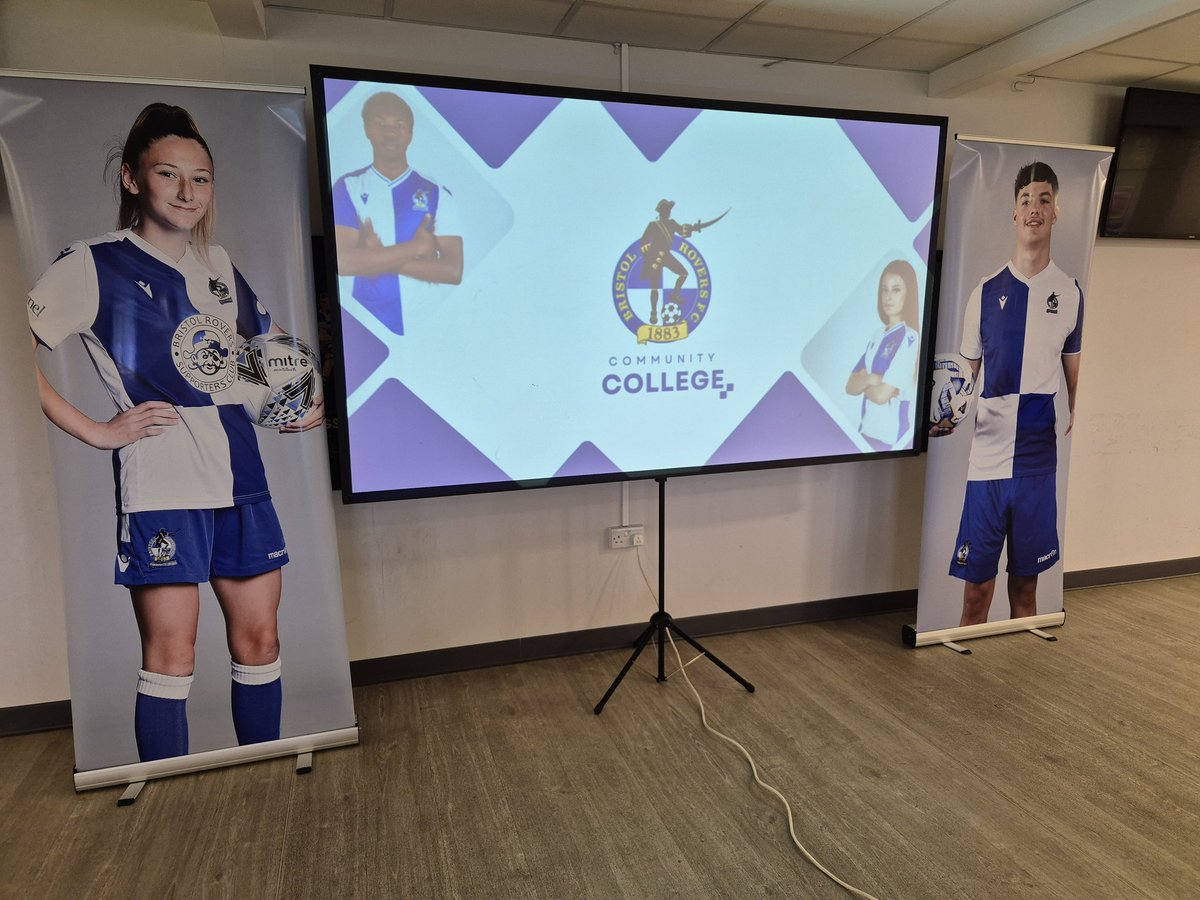 📚 All prepped and ready to go for this evening's #BristolRovers Community College 'Open Evening at The Mem. Join us from 7pm to find out how we can help you 🔵⚪️ #4Quarters1Community