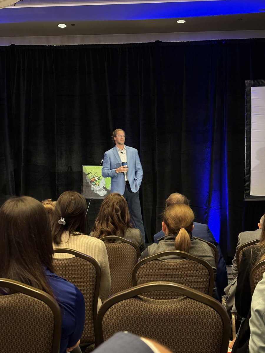 Great experience at the <a href="/icsniagara/">DSBN ICS</a> listening to Chris Pronger #icsniagara