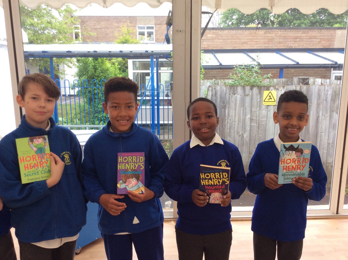 💙📚 We had LOTS of 😀HAPPY READERS😀 taking home new books to keep from the 1st ever St Mary’s Priory Book Swap!🥰 #LetsGetKidsReading #EarlyReading #BookSwap #RecycleBooks #HaringeyPeople #HaringeyCouncil