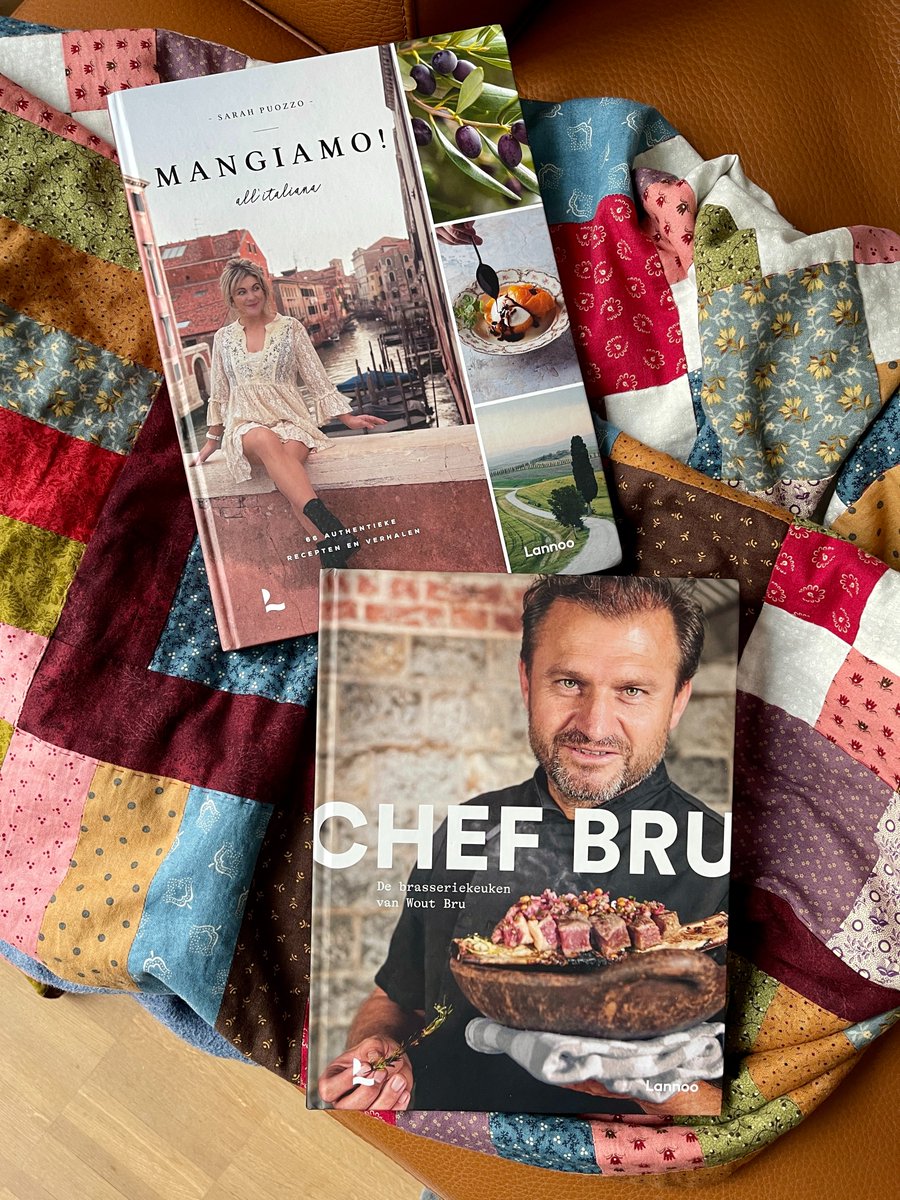 junedarville's tweet image. Weer 2 mooie inspirerende kookboeken in de bus vandaag, bedankt @Lannoo! De brasseriekeuken van Wout Bru, en Mangiamo! van @SarahPuozzo ❤️ Die laatste komt goed van pas, ik vertrek morgen naar Venetië. Appartementje geboekt = koken met lokale lekkernijen! 🇮🇹 #lannoo #cookbooks