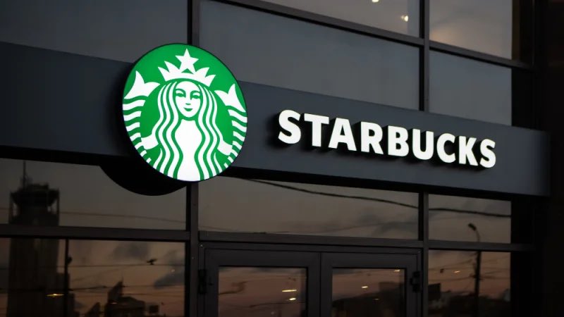 Starbucks Uğradığı Zararı Zamla Kapatıyor ! Starbucks Türkiye, ürünlerine tekrardan zam yaptı. Boykot nedeniyle uğradığı zararı, ürünlerine zam yaparak karşılamaya çalışan marka için boykotlar devam etmeli ki şirket batıp Türkiye’den çekilsin. #SONDAKİKA Hesabınıza Para geldi