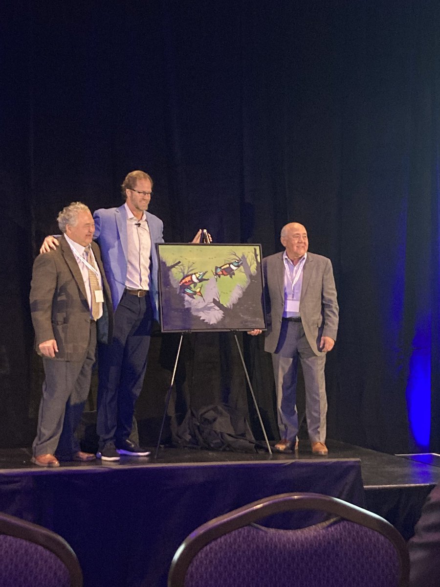 Concussion conference in Canada? Of course there will be hockey royalty, Chris kicked it off in style and Ken’s speech was sooo good and eye opening. I’ll quietly say Go Wings lol. #icsniagara