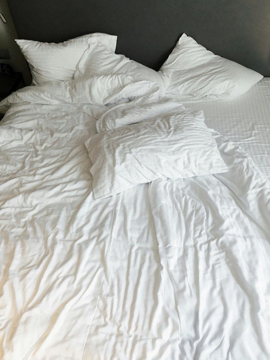 Morning ritual alert! 🌞 Making my bed isn't just a to-do, it's my daily dose of gratitude. A neat bed = a neat headspace, reminding us to cherish the simple comforts. Embrace #GratitudeAttitude & find joy in life's cozy corners. Who's with me? 💖 #BlessedLife #SimpleJoys