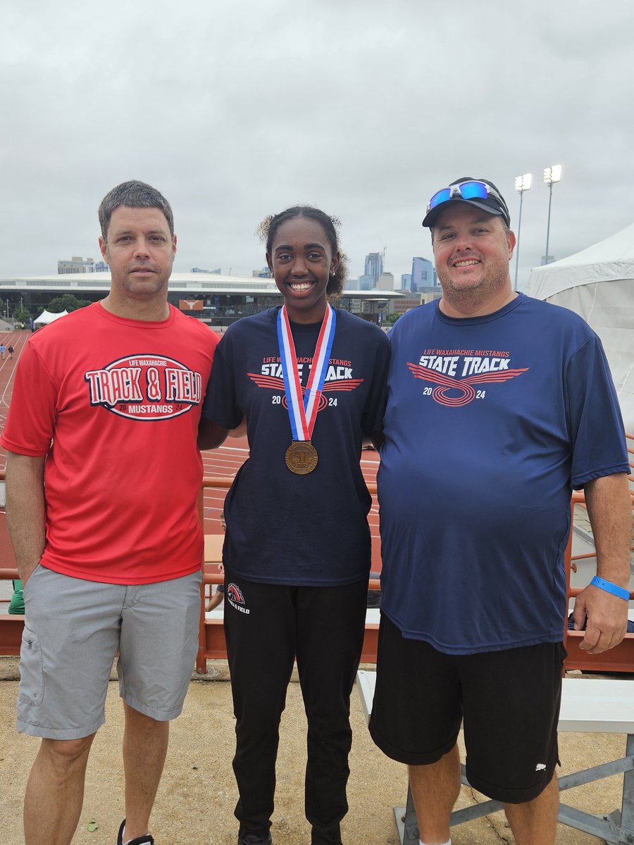 What a start! @Jasmine90804283 finishes 3rd in the High Jump. She came 2 yrs ago and got 6th. She returns as a senior and brings home the bling! #LSWTRACK24 #BeGreat @lifemustangs @TTFCA @Travis5mith @WaxahachieNews