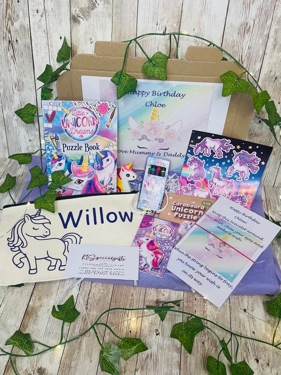 Lovely personalised Unicorn gift. 
Perfect for any occasion birthday, get well soon. Gift for girls .

ktspecialgifts.etsy.com/listing/101501…

#unicorngift #giftforgirls #birthdaygift #personalised #partygift #activitygift #colouringgift #wishbracelet #pencilcase