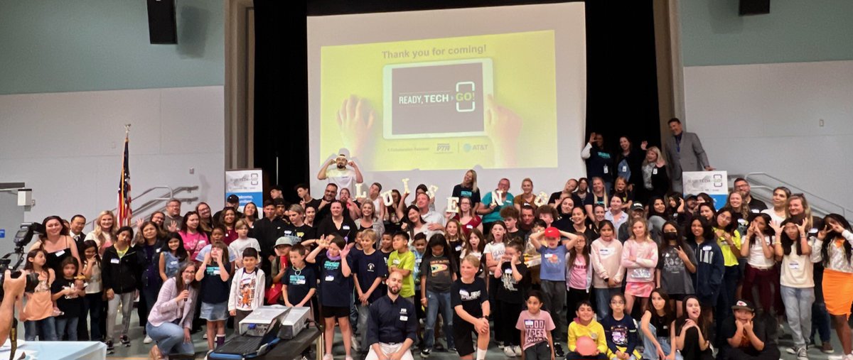 With Luiseño Elementary School PTSA in Corona, we hosted Ready, Tech, Go! to help families navigate screen readiness and ways to promote healthy, safe and responsible online use for all members of the family, right from the start. #ConnectedLearning #ATTImpact @NationalPTA