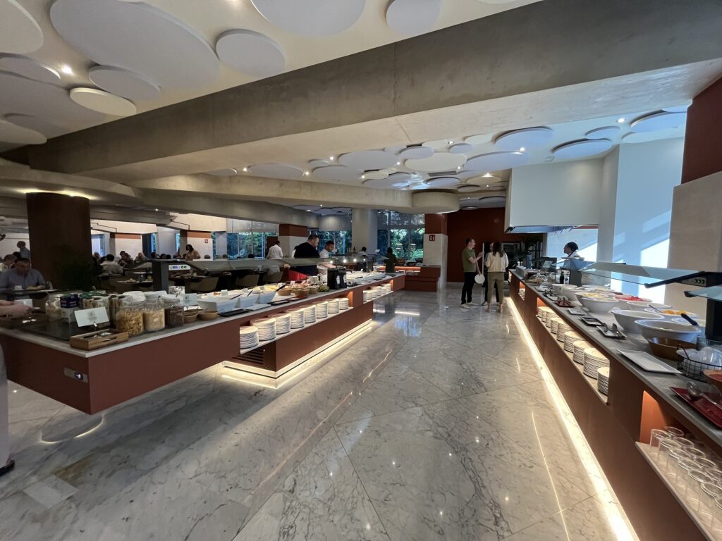 KingsBuffets's tweet image. kingsbuffets.com/renovacion-en-… 
@SilkenAlAndalus @Silken_Hoteles