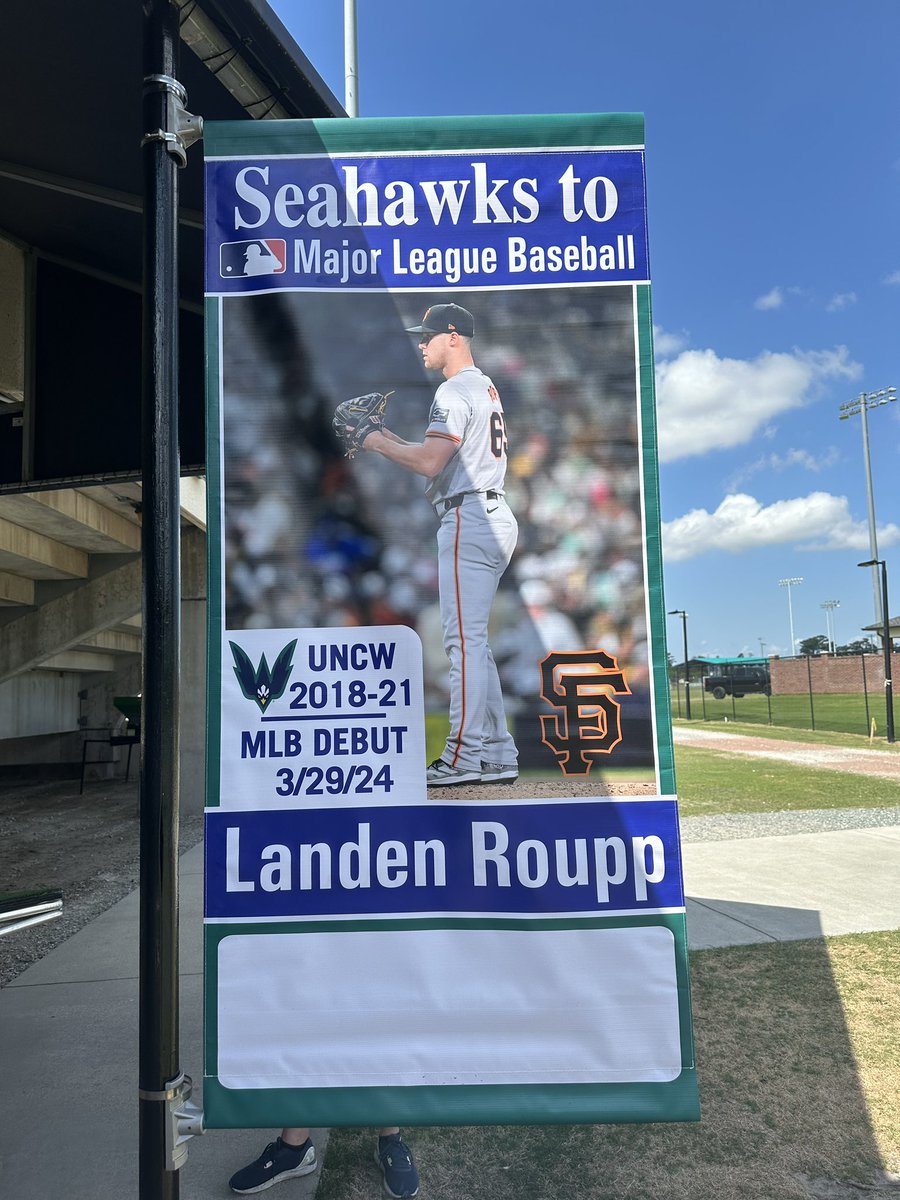 leekingjr's tweet image. I 👀 you @roupp5 !!  So happy to see this banner going. Congrats!  #ProHawk