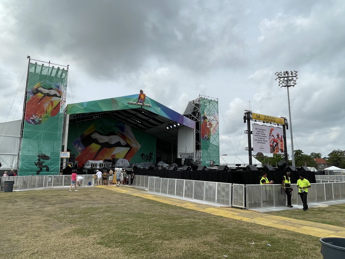 Quite an impressive stage extension for ⁦@RollingStones⁩ ⁦@jazzfest⁩