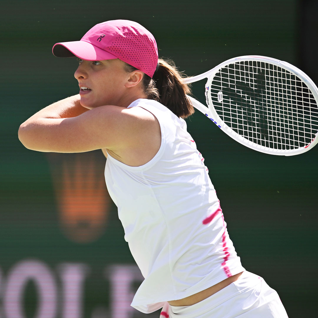 1GA doing 1GA things 🔥 Top seed @iga_swiatek eases past Keys 6-1 6-3 & into the @MutuaMadridOpen final. #TennisParadise