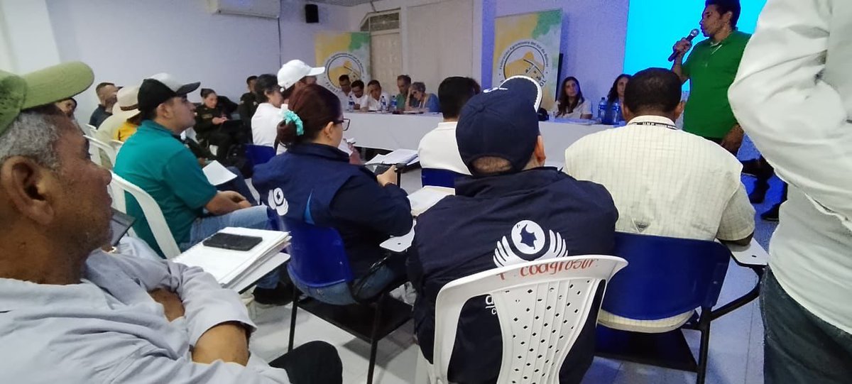 La Regional #MagdalenaMedio se unió a una misión humanitaria en los municipios de #Arenal, #Morales y #SantaRosaDelSur #Bolívar, a través de la #DelegadaMovilidadHumana, participando en diversas reuniones interinstitucionales.