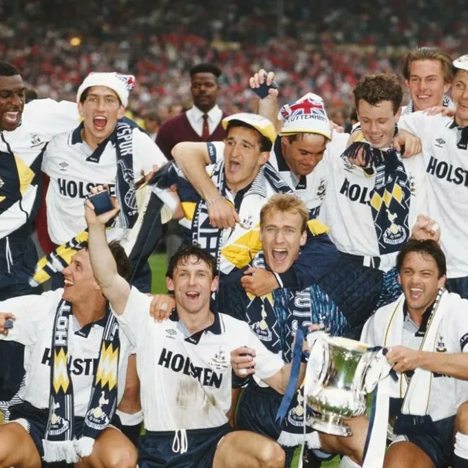 On This Day in 1991, we won the FA Cup for a then-record eighth time, beating Nottingham Forest 2–1 at Wembley 👏 #THFC