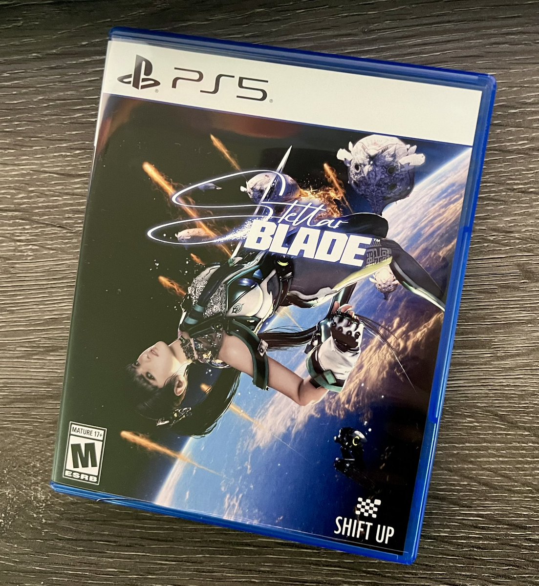 ✨ STELLAR BLADE GIVEAWAY ✨ I have a physical copy up for grabs, the only way to play uncensored pre-patch, proof physical media still has value in the current gen! For a chance to win: ☑️Follow ☑️Repost ☑️Tag a friend Drawing 11pm ET May 13th #PS5 #PlayStation #StellarBlade