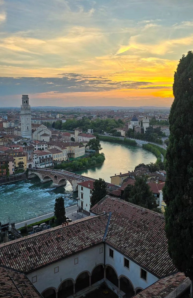 Verona...verso sera 🤩🤩🤩