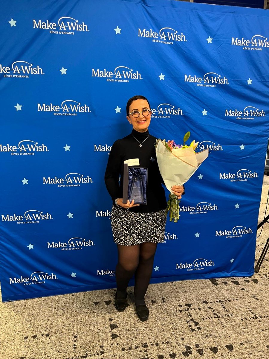 Le 30 avril dernier, l’équipe du Québec a célébré ses Génies de rêves et a remis le prix Bénévole de l’année pour l’Est du Canada. Merci à Phlippe Desbiolles pour son accueil ainsi qu’à Giulio DiMinno et au Château Classique pour leurs services de traiteur. #GénieDeRêve