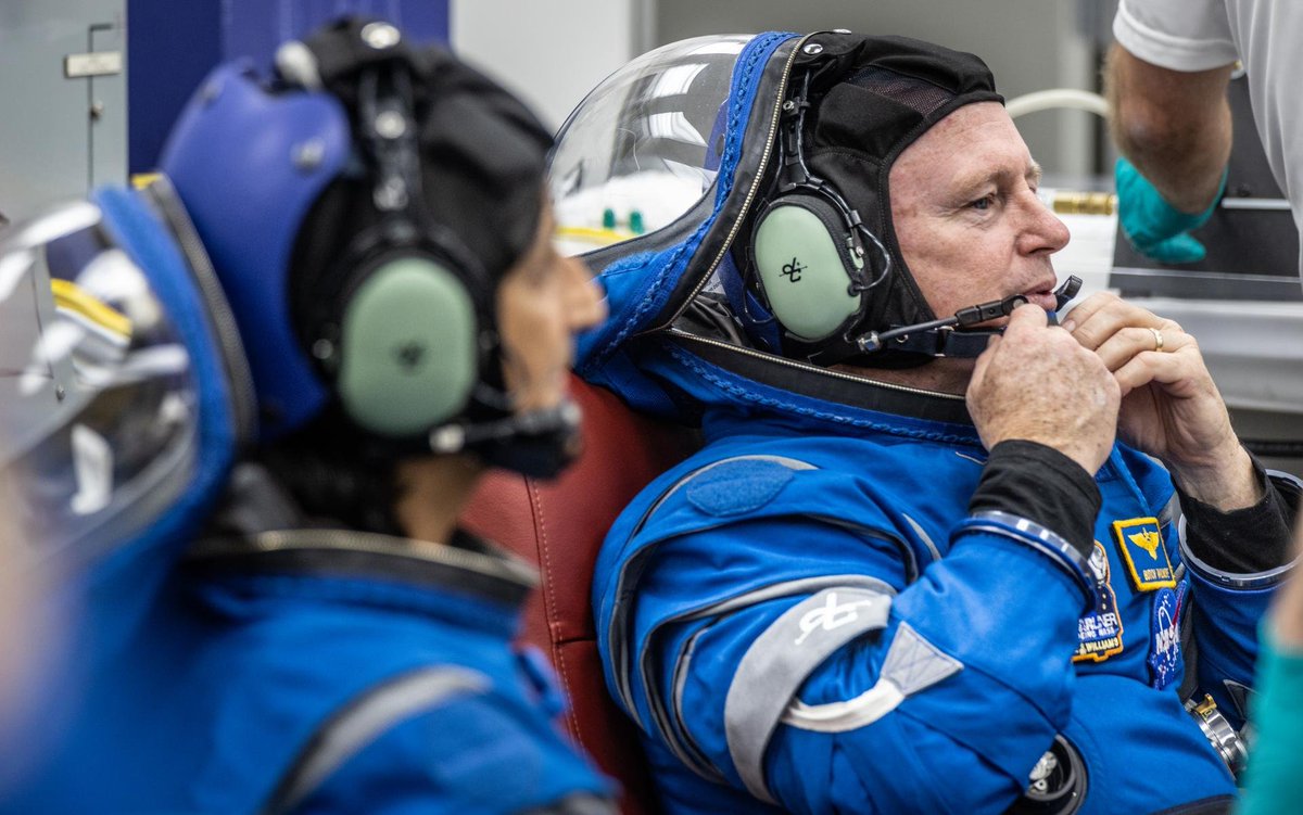Répétition générale pour les deux astronautes Butch Willmore et Suni Williams le weekend dernier, afin de se préparer pour le jour de leur décollage, en particulier avec leurs combinaisons de vol. Le grand jour approche pour #Starliner !